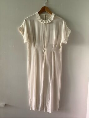 Elegant Silk Cream Short-Sleeve Midi Dress